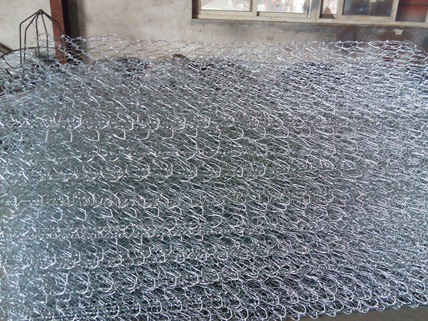 鉛絲石籠網圖片2