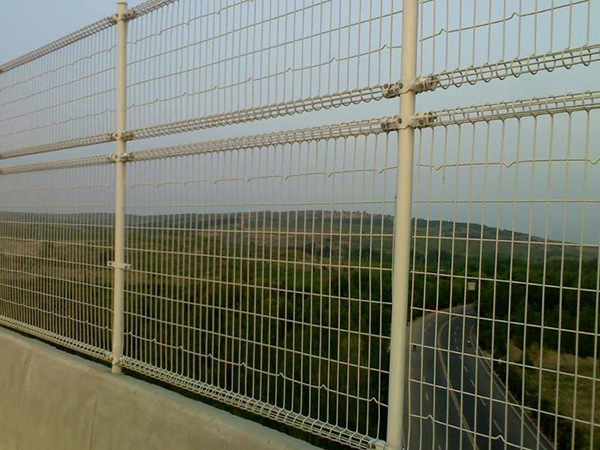 雙圈圍欄網圖片1