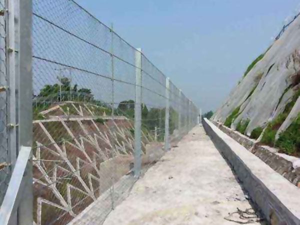 剛性防護網圖片3